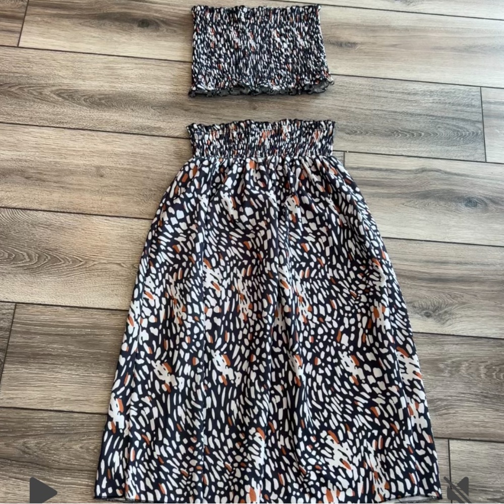 Stylish Blue and White Patterned Skirt and Cropped Top Set